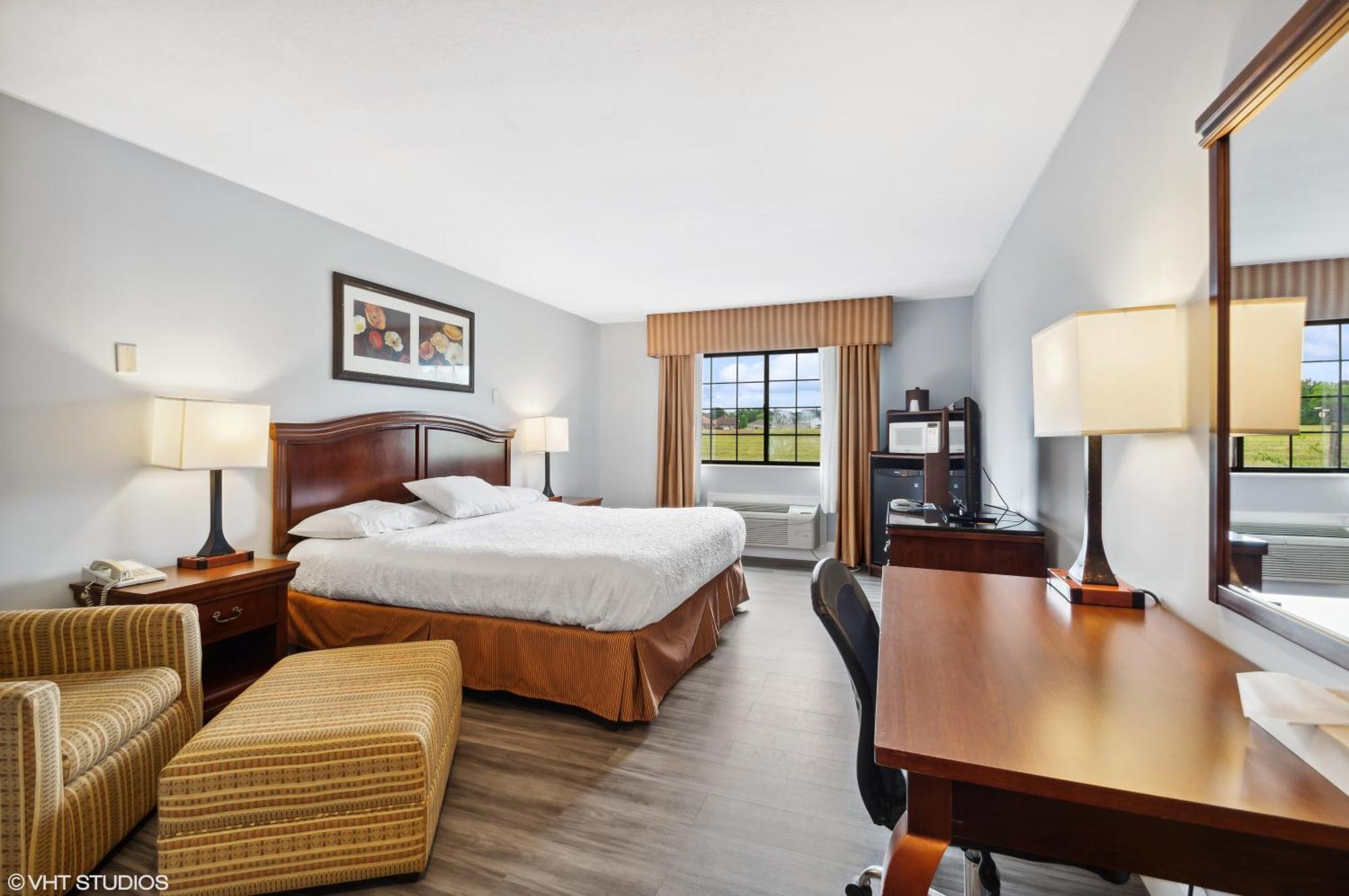 My Hometown Inn Mooresville Экстерьер фото